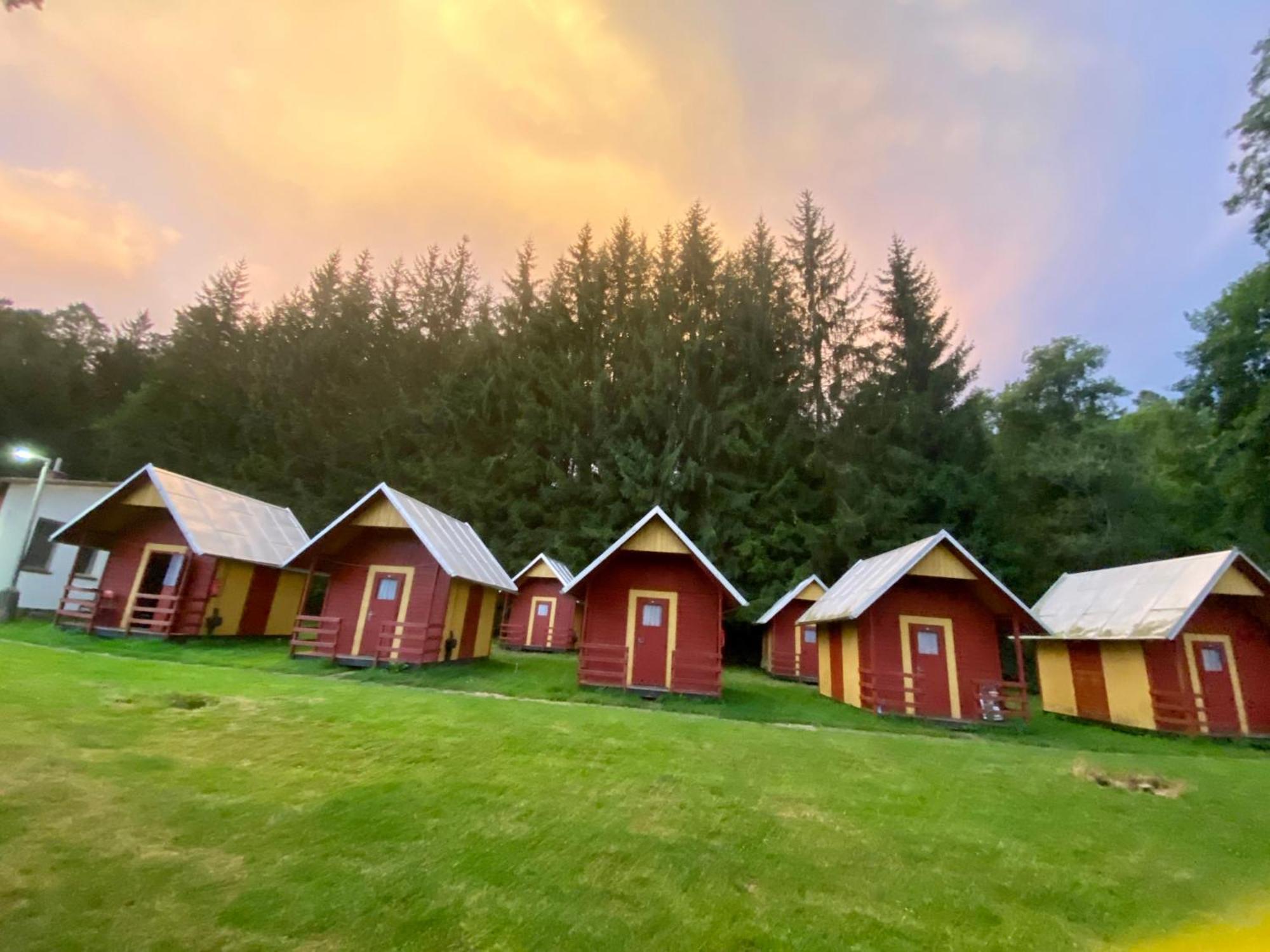 Kemp na Staré papírně Dobronice Exteriér fotografie